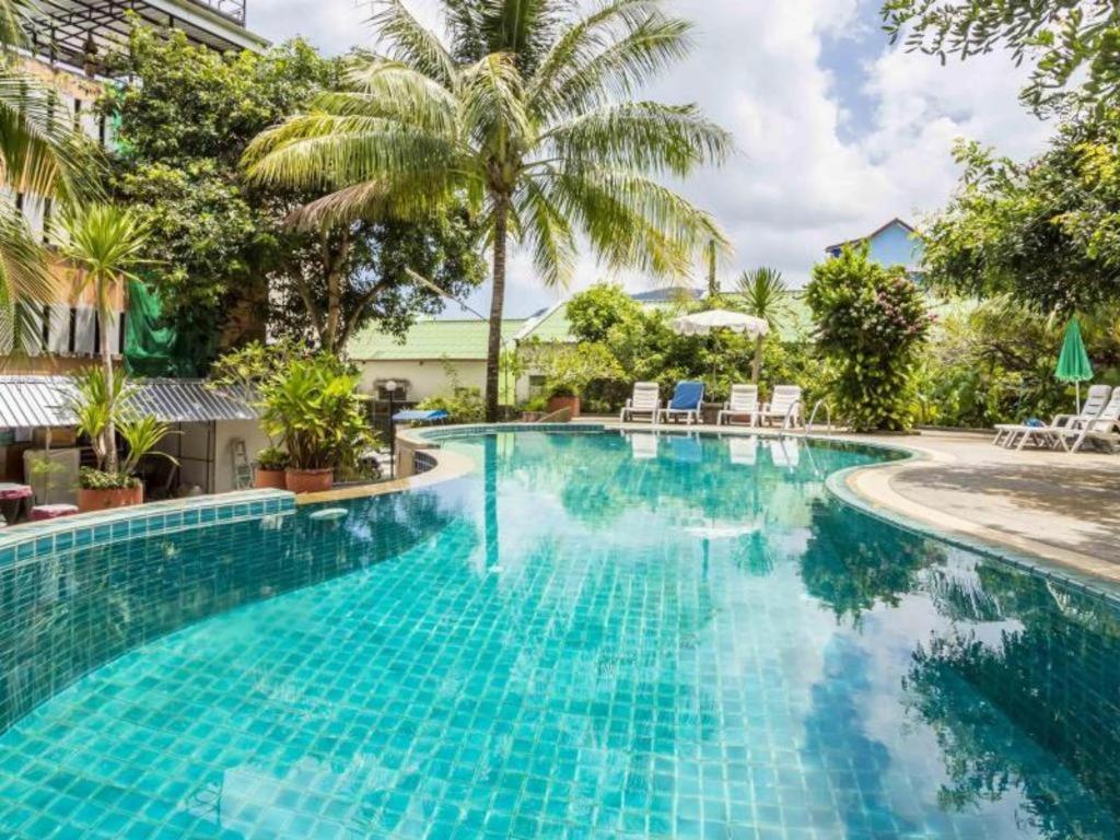 Baan Lukkan Patong Resort Phuket Exterior foto