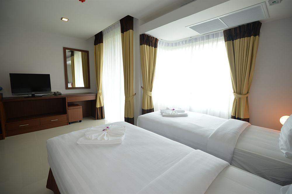 Baan Lukkan Patong Resort Phuket Exterior foto